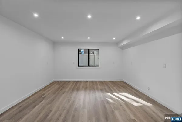 $7,500 | 74 Liberty Place, Unit 1, Palisades Park, NJ 07650