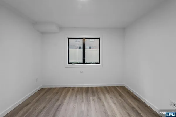 $7,500 | 74 Liberty Place, Unit 1, Palisades Park, NJ 07650