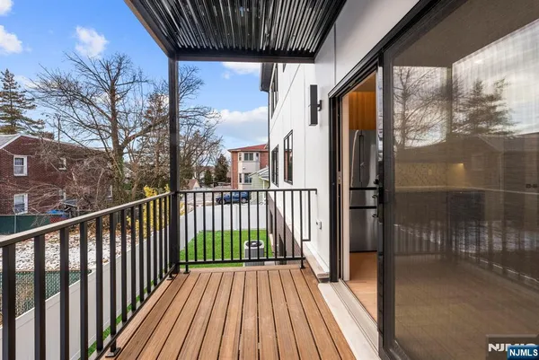 $7,500 | 74 Liberty Place, Unit 1, Palisades Park, NJ 07650