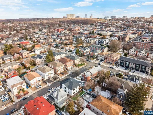 $7,500 | 74 Liberty Place, Unit 1, Palisades Park, NJ 07650