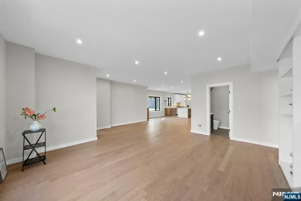 $7,500 | 74 Liberty Place, Unit 1, Palisades Park, NJ 07650