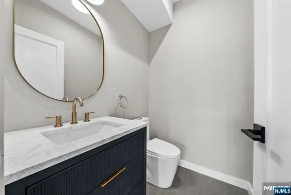 $7,500 | 74 Liberty Place, Unit 1, Palisades Park, NJ 07650