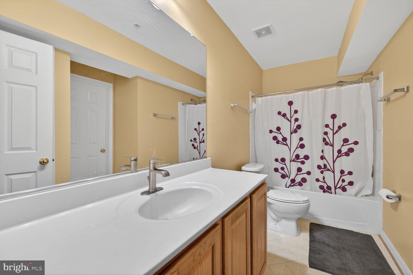 23139 Persimmon Ridge Road Clarksburg, MD 20871 - Photo 17 of 20