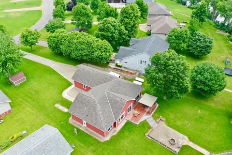$625,000 | 4631 141st Avenue Northeast, Spicer, MN 56288