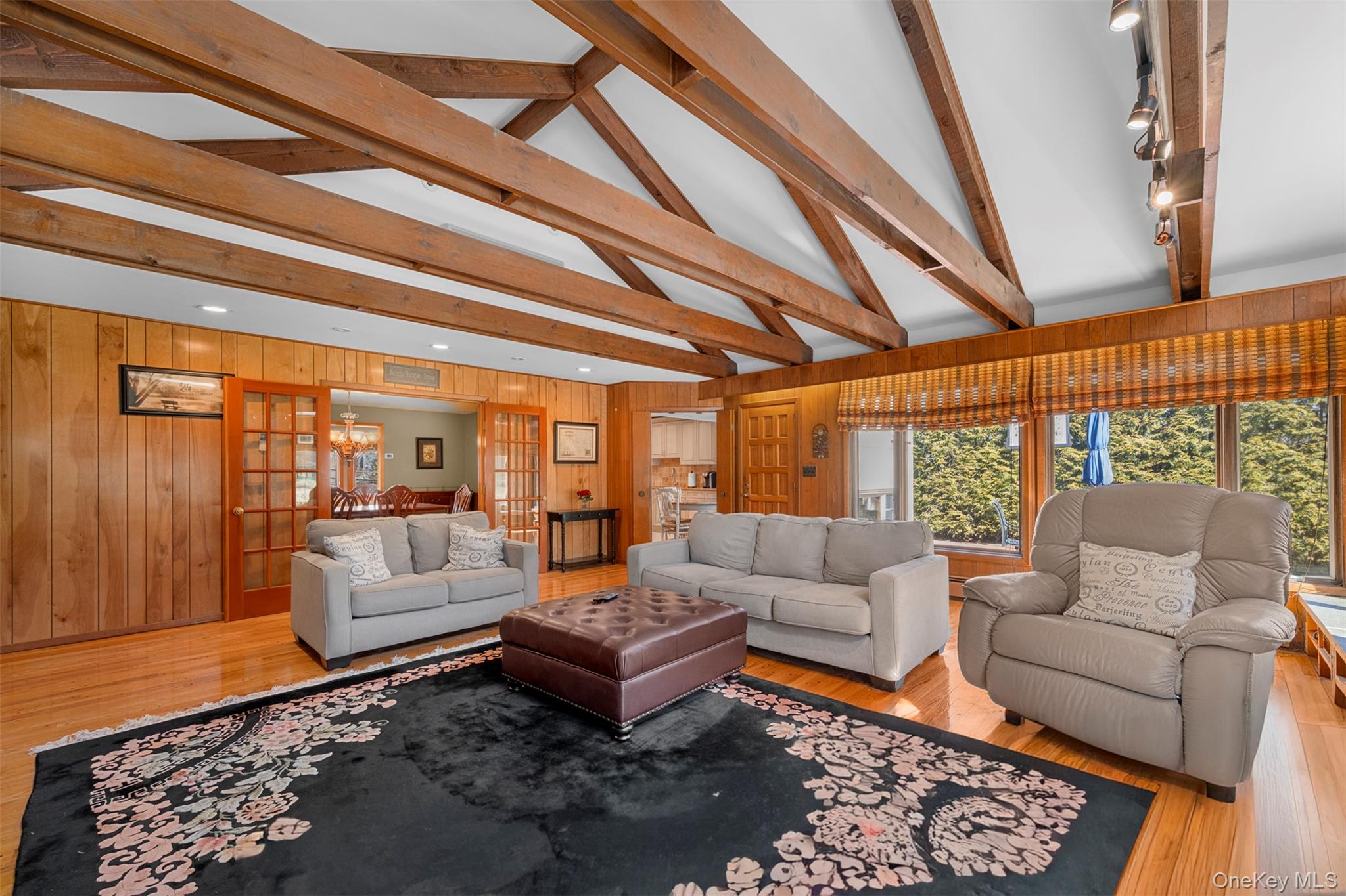 22 Ravine Road Great Neck, NY 11023 - Photo 14 of 30