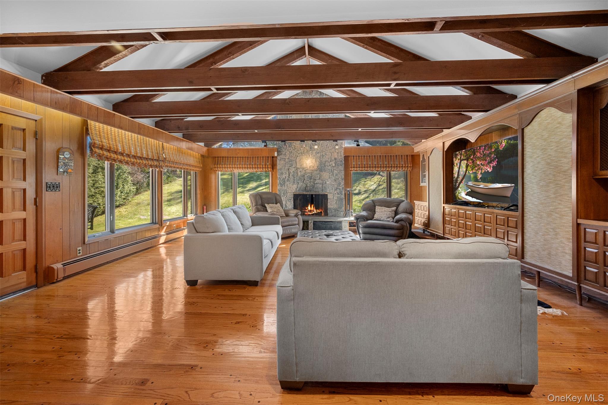 22 Ravine Road Great Neck, NY 11023 - Photo 15 of 30