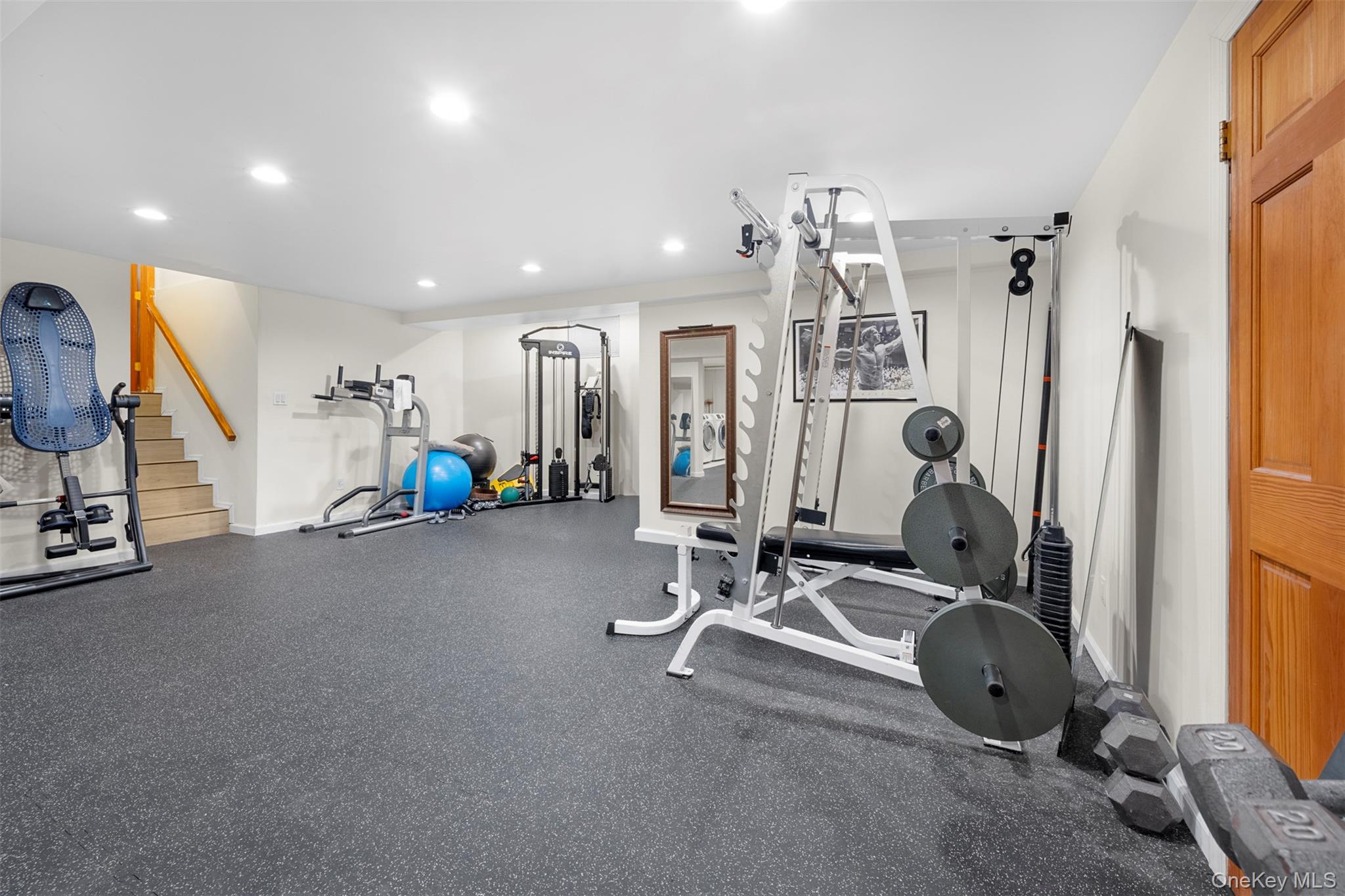 22 Ravine Road Great Neck, NY 11023 - Photo 27 of 30