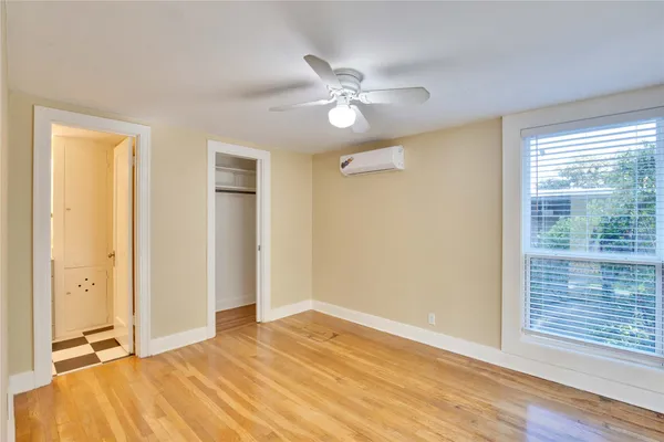 $1,850 | 1115 Enfield Road, Unit C, Austin, TX 78703