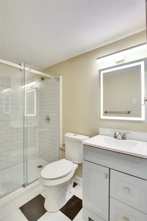 $1,850 | 1115 Enfield Road, Unit C, Austin, TX 78703