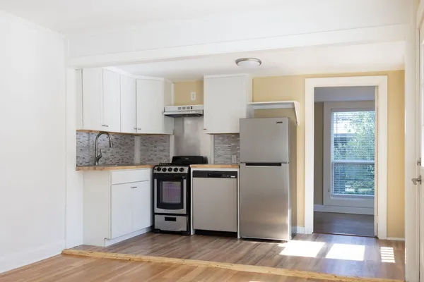 $1,850 | 1115 Enfield Road, Unit C, Austin, TX 78703