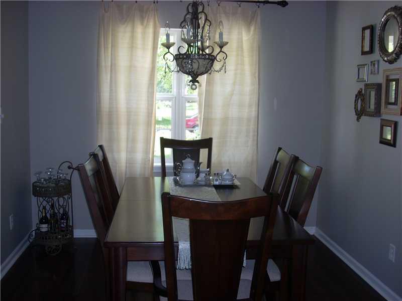 533 Mc Gregor Road Indianapolis, IN 46217 - Photo 10 of 15 Gallery Image 10