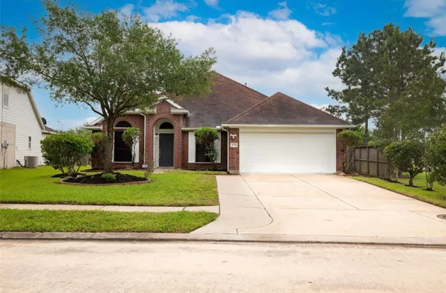 $2,200 | 4723 Richmond Knoll Lane, Fresno, TX 77545