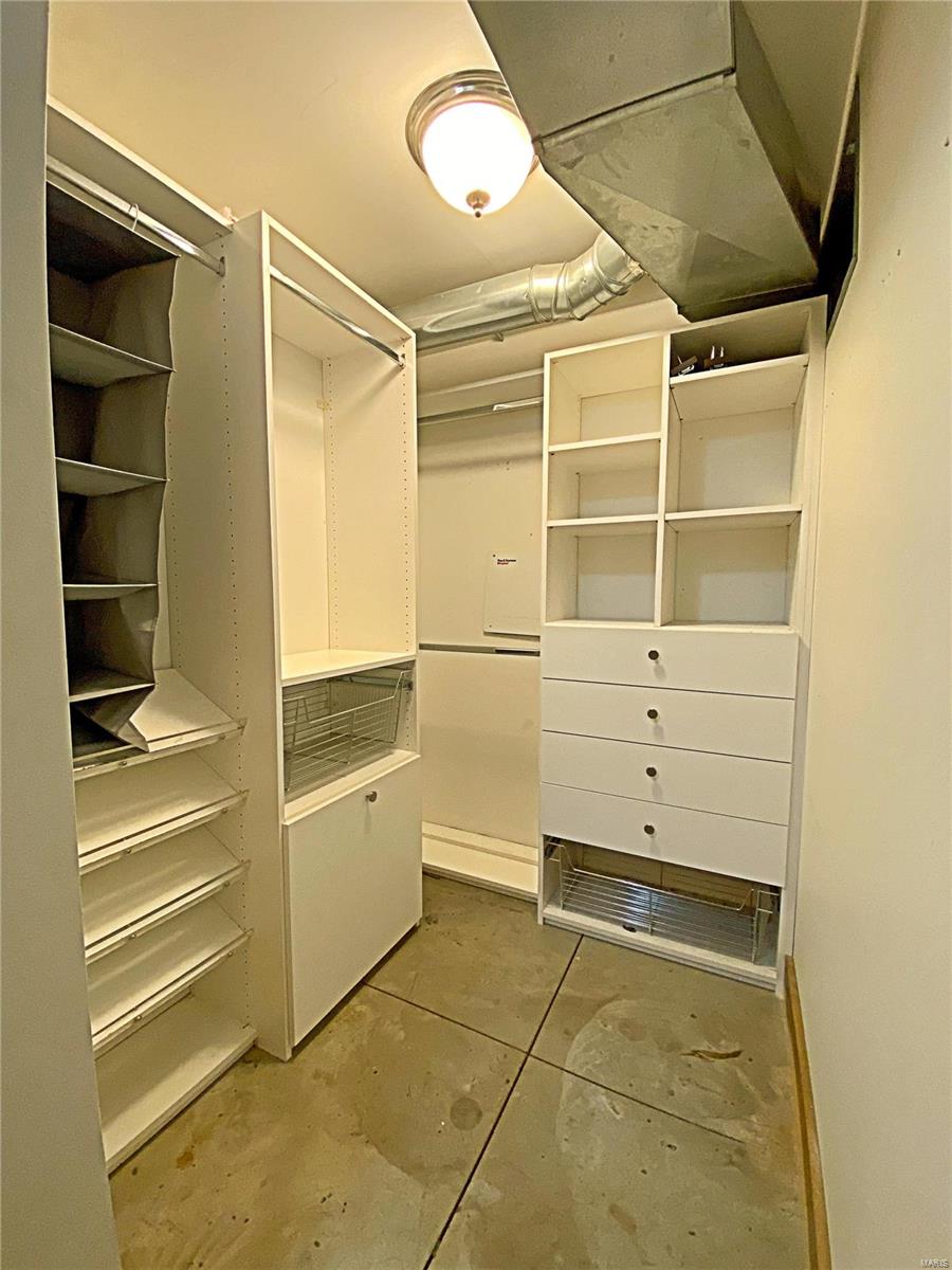 2323 Locust Street, Unit 212 St. Louis, MO 63103 - Photo 12 of 31