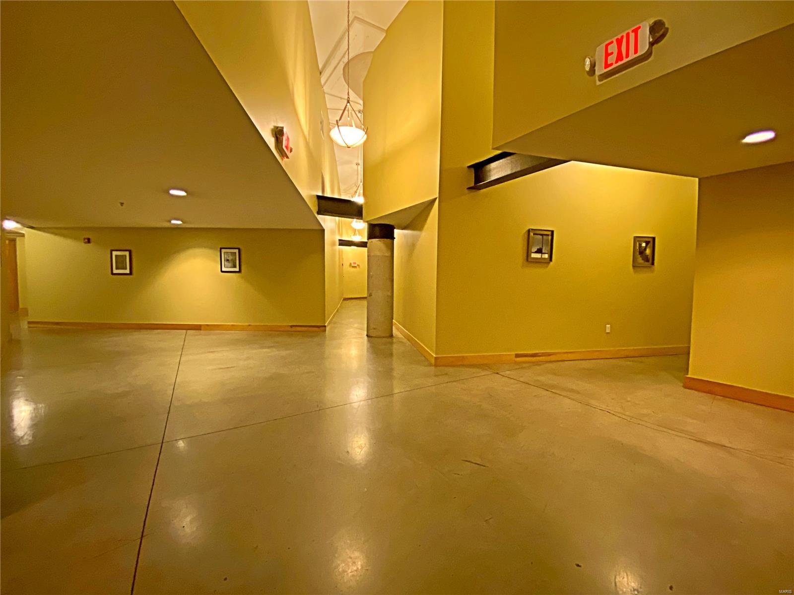 2323 Locust Street, Unit 212 St. Louis, MO 63103 - Photo 23 of 31