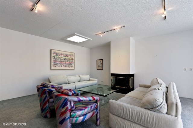 124 Avon Road Northbrook, IL 60062 - Photo 3 of 24