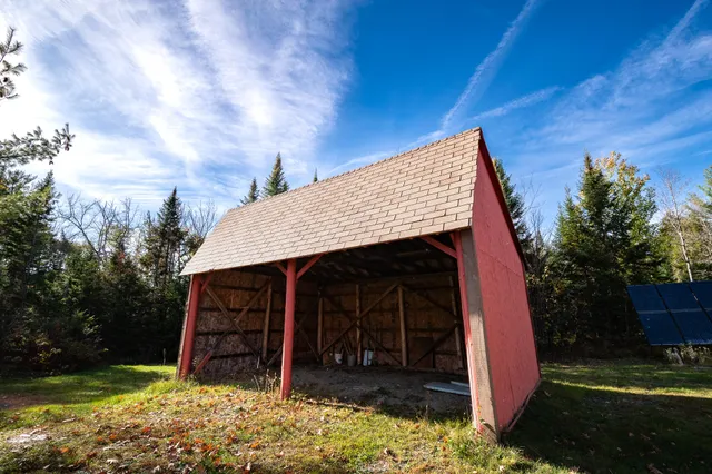 $279,000 | 1698 Worcester Highway, Harmony, ME 04942