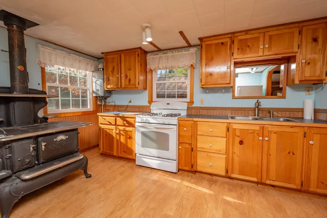 $279,000 | 1698 Worcester Highway, Harmony, ME 04942