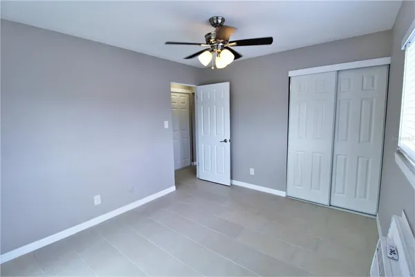 $1,500 | 3001 Bee Ridge Road, Unit 201, Sarasota, FL 34239