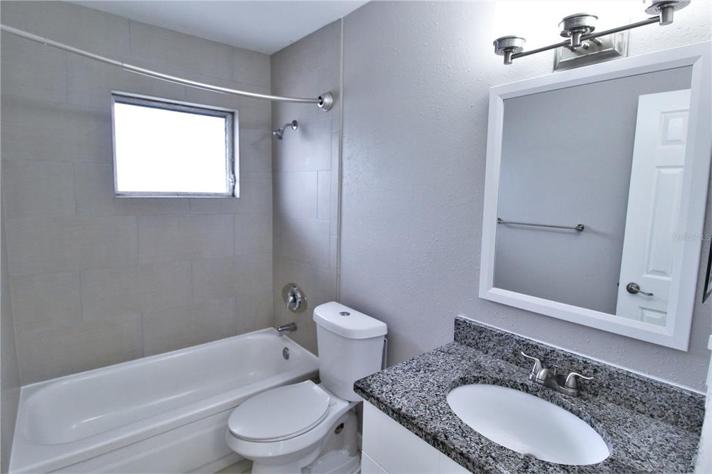 3001 Bee Ridge Road, Unit 201 Sarasota, FL 34239 - Photo 9 of 24