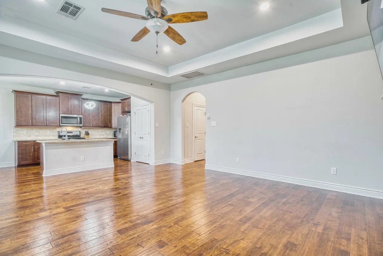 12092 La Salle River Road Conroe, TX 77304 - Photo 13 of 16 Family Room