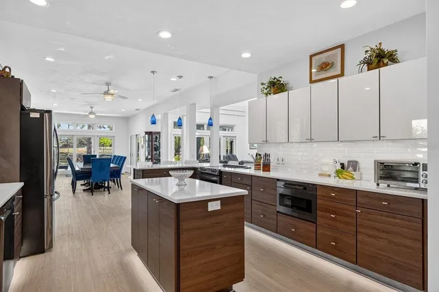 $899,000 | 13 Bay Pointe Drive, Ormond Beach, FL 32174