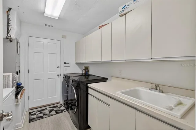 $899,000 | 13 Bay Pointe Drive, Ormond Beach, FL 32174