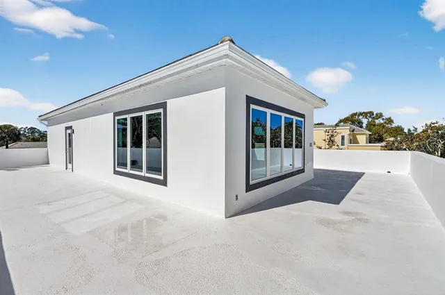 $899,000 | 13 Bay Pointe Drive, Ormond Beach, FL 32174