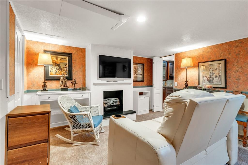 832 Ridge Road Ambridge, PA 15003 - Photo 31 of 50