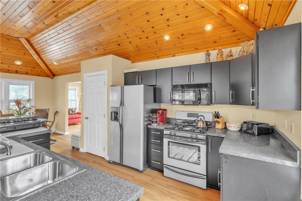 832 Ridge Road Ambridge, PA 15003 - Photo 41 of 50