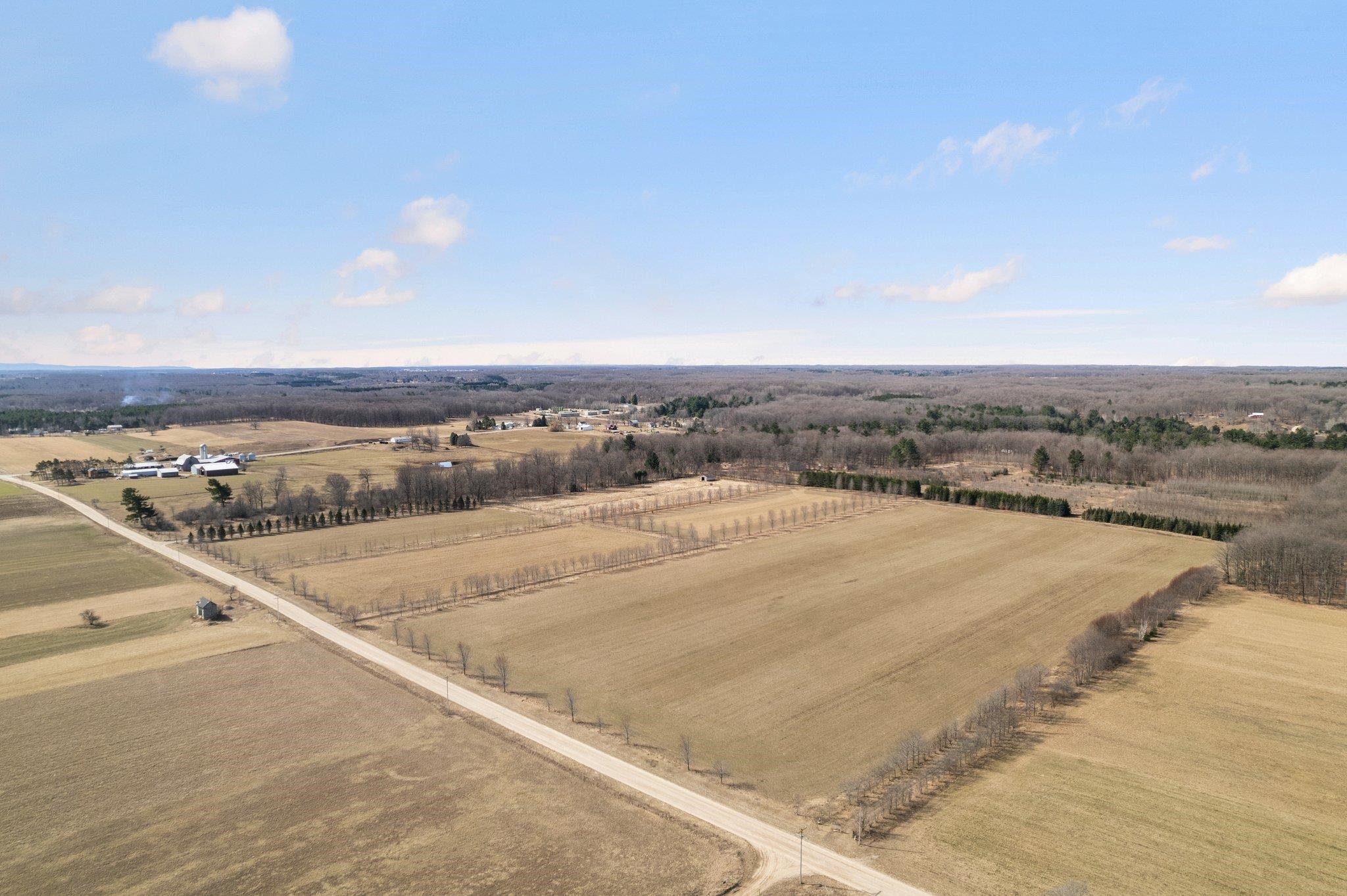 B Fox Road Buckley, MI 49620 - Photo 5 of 24