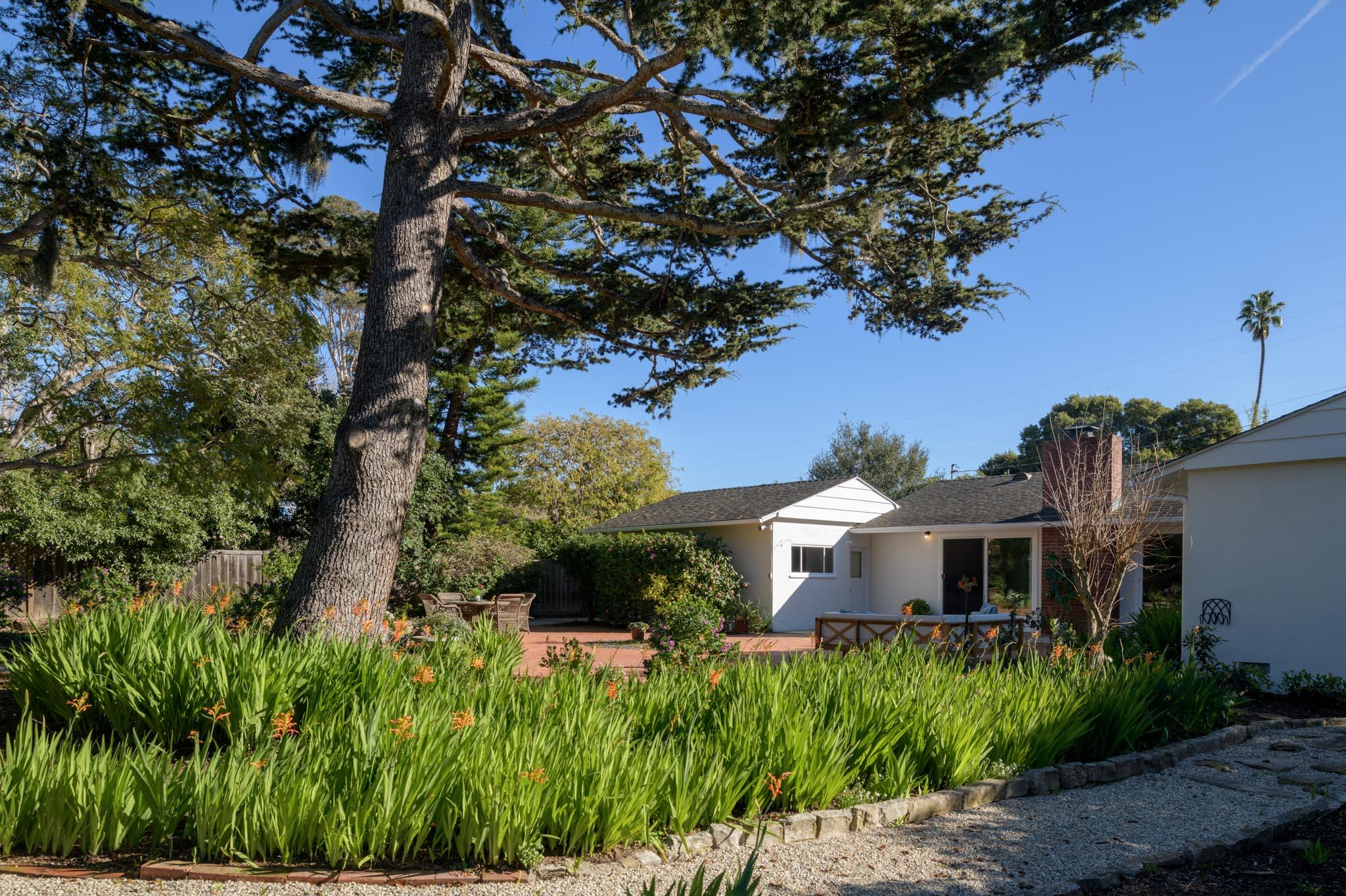 1180 Mesa Road Montecito, CA 93108 - Photo 22 of 25 Yard Space