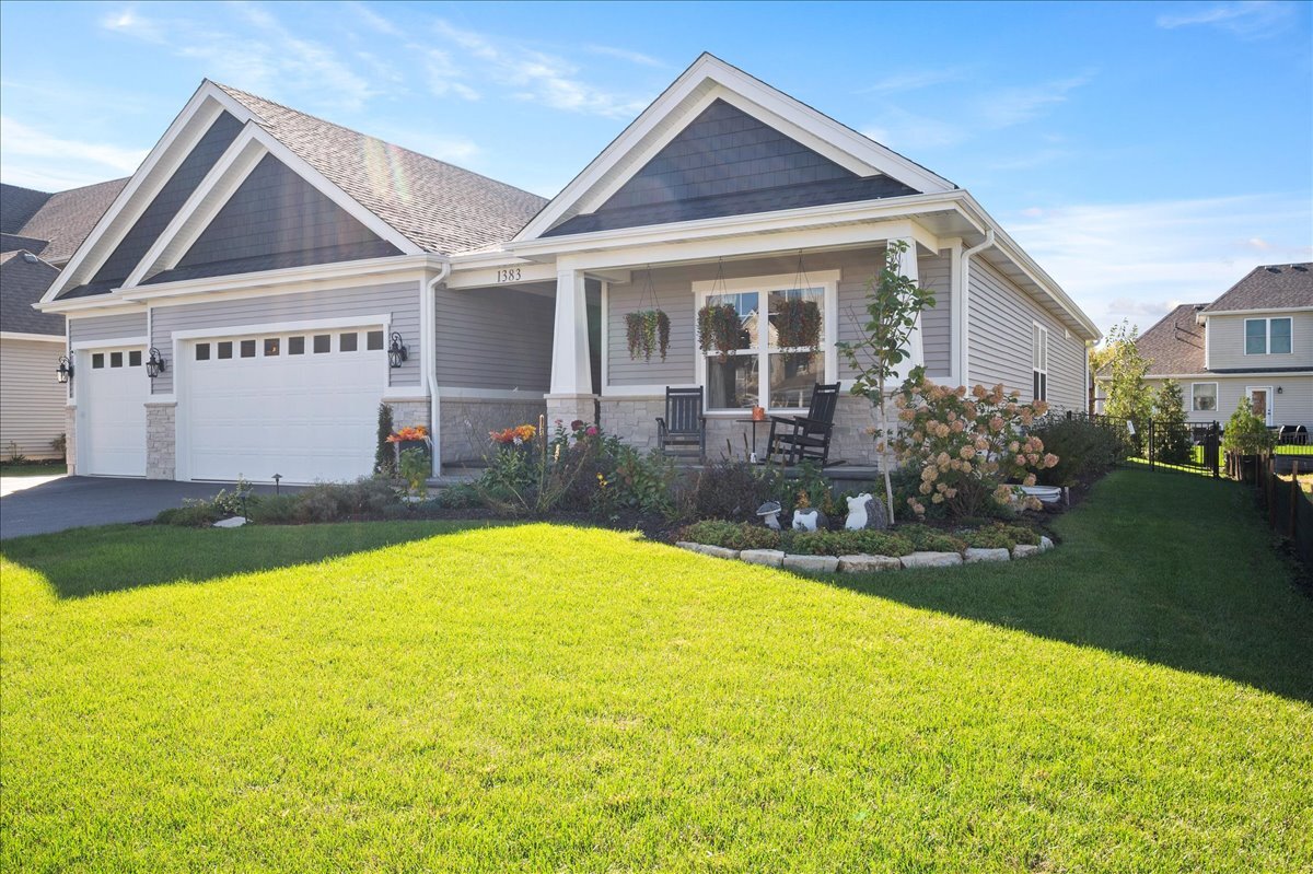 1383 Dodson Avenue Elburn, IL 60119 - Photo 3 of 25 a view of a house with swimming pool and yard