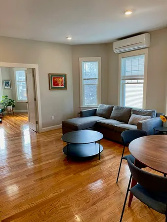 $6,000 | 29 Vassal Lane, Unit 2, Cambridge, MA 02138