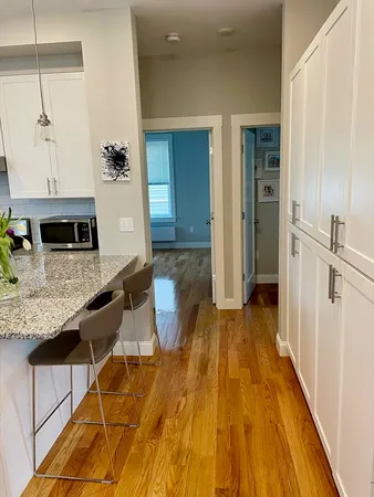 $6,000 | 29 Vassal Lane, Unit 2, Cambridge, MA 02138