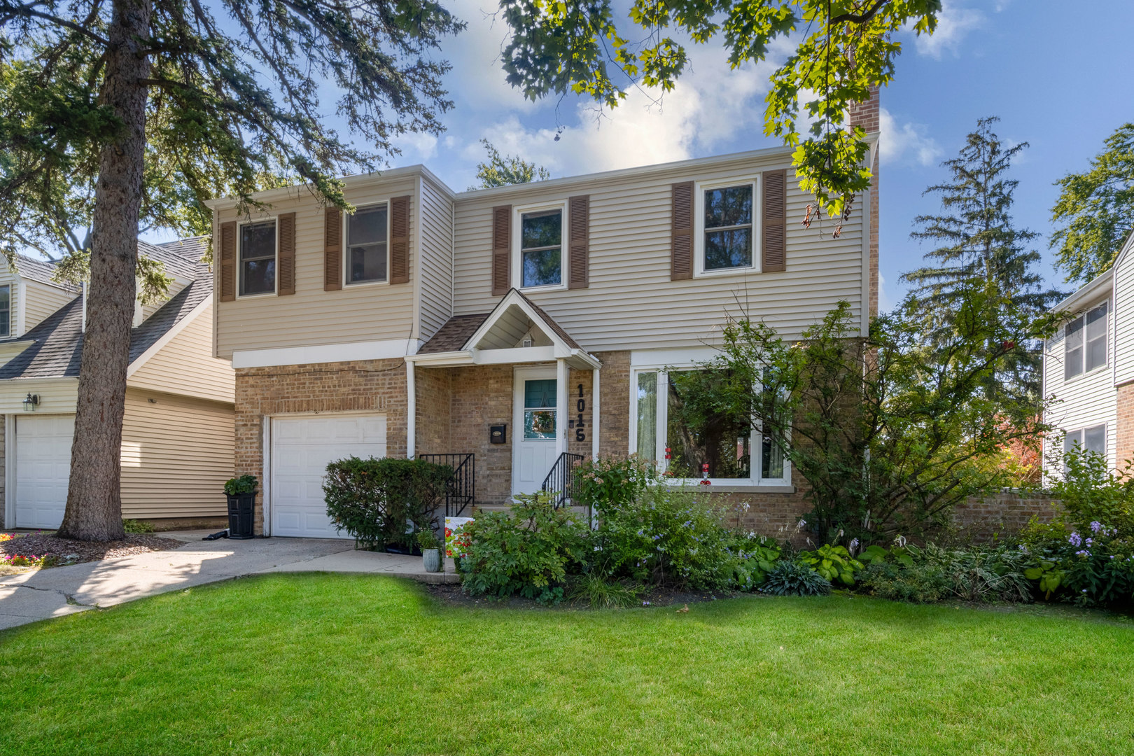1015 Arthur Street Park Ridge, IL 60068 - Photo 1 of 28 Gallery Image 1