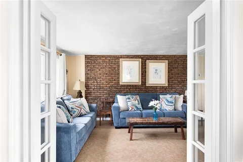 $895,000 | 20 Saltaire Avenue, Narragansett, RI 02882
