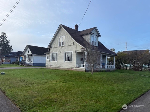 618 Kentucky Street Bellingham, WA 98225 - Photo 2 of 3