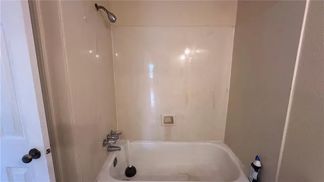 $1,500 | 5426 Tullis Drive, New Orleans, LA 70131