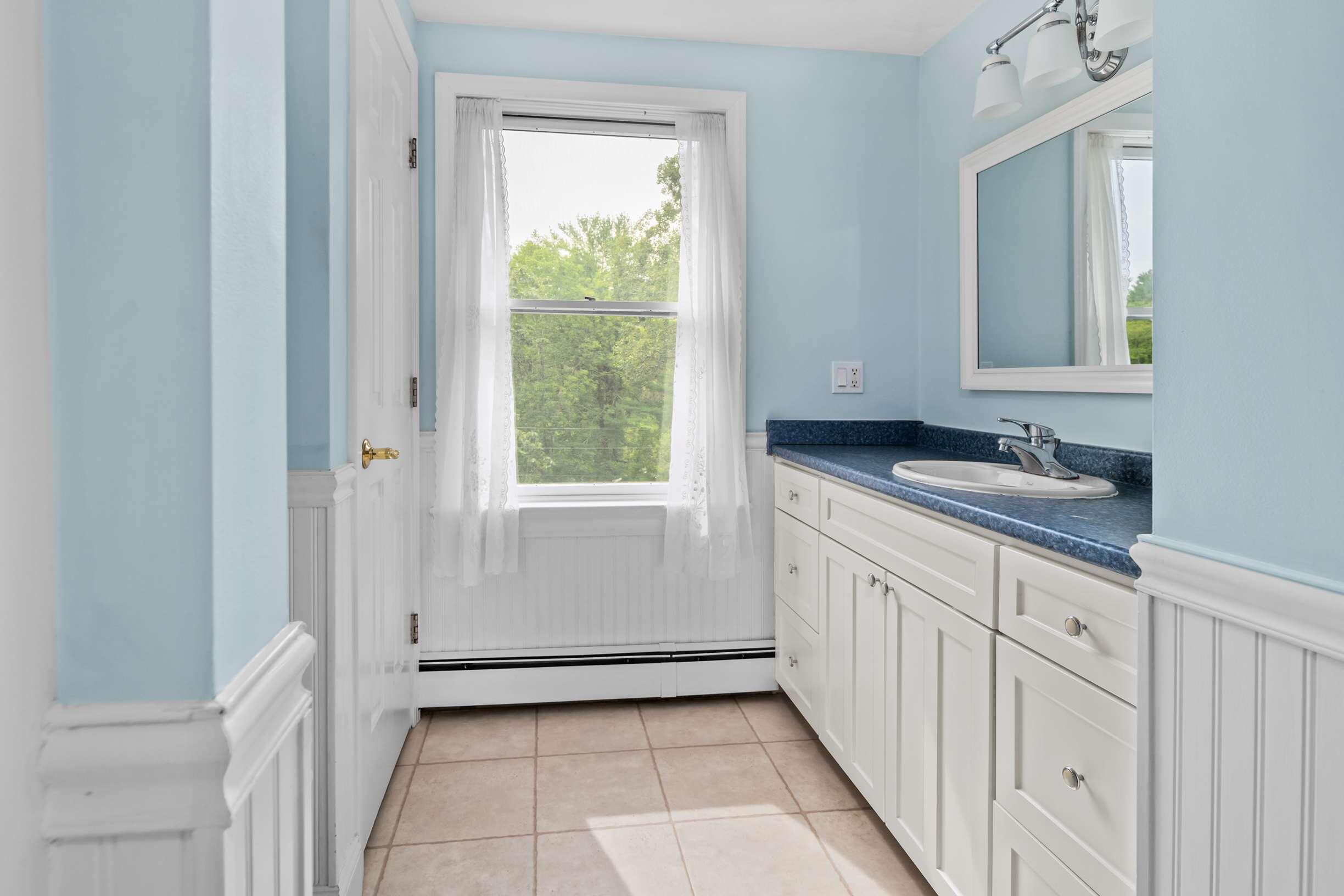 38 Windmill Acres Road York, ME 03909 - Photo 25 of 36 2nd Level Bathroom