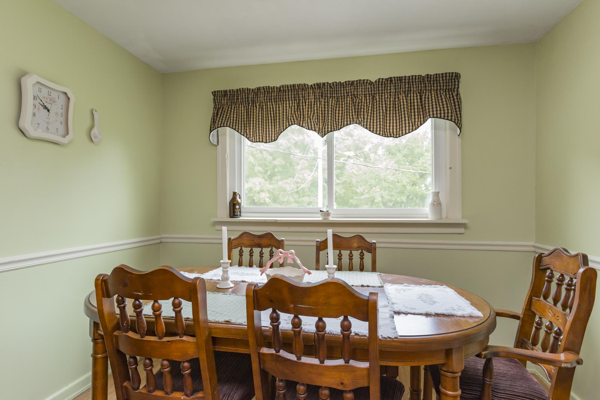 785 Danley Road Charlotte, TN 37036 - Photo 11 of 30 Eat in kitchen area at the end of the kitchen.