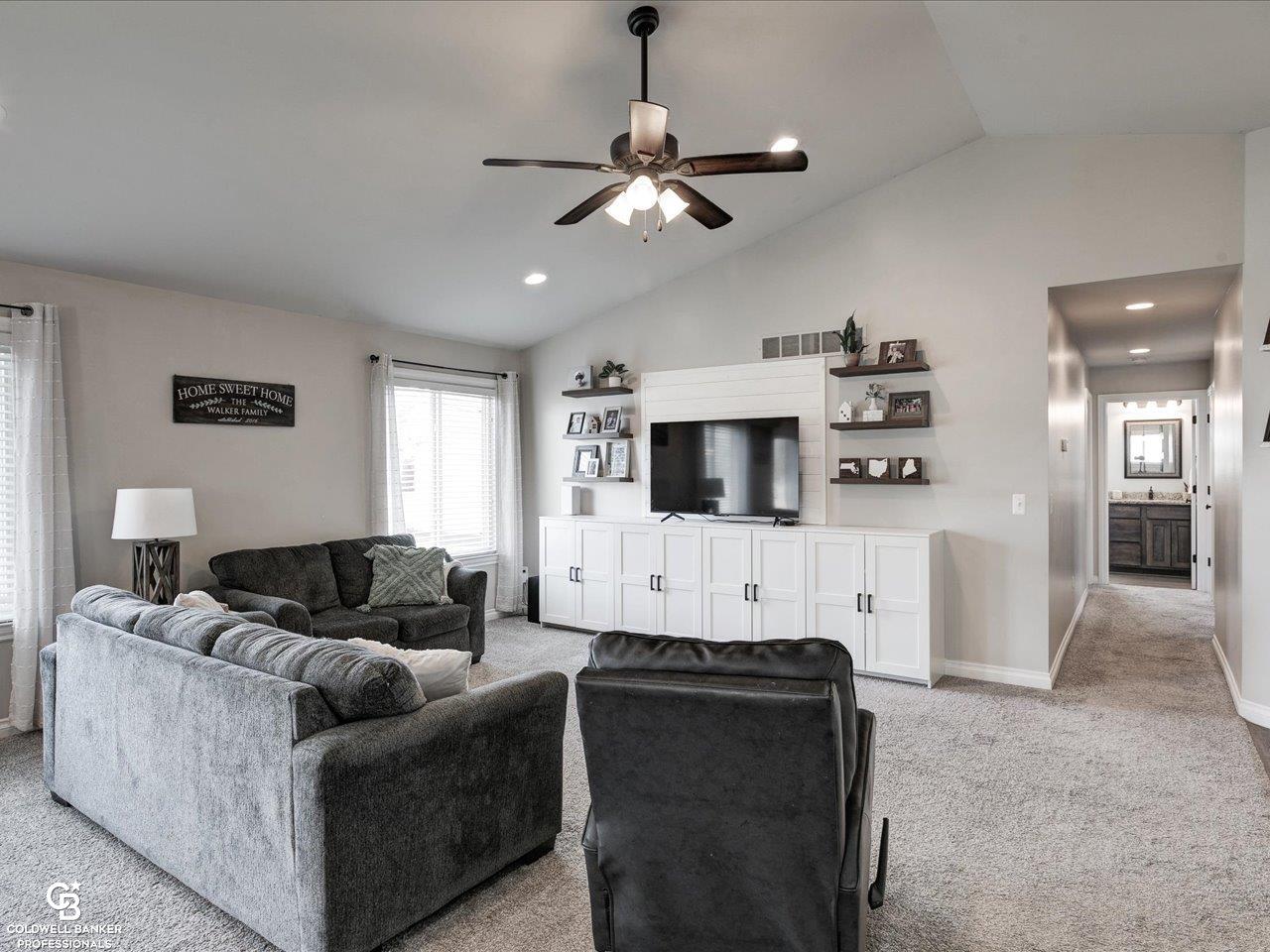 9515 Amy Road Algonac, MI 48001 - Photo 10 of 28 50172594-0ad5b1af-2663-4012-9499-4ce4cb8d48a5.JPG