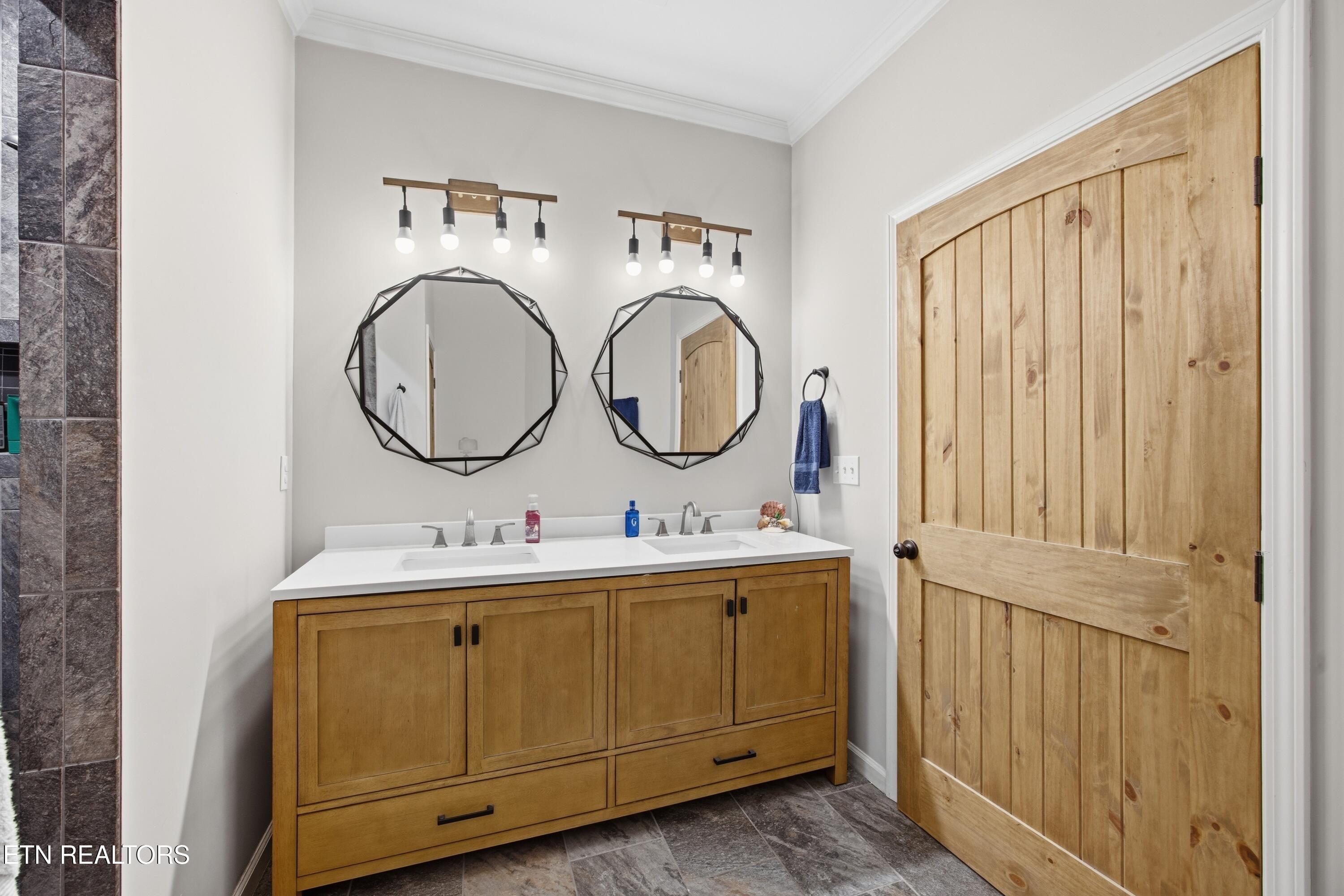 287 Cave Creek Road Loudon, TN 37774 - Photo 15 of 32 main master bathroom