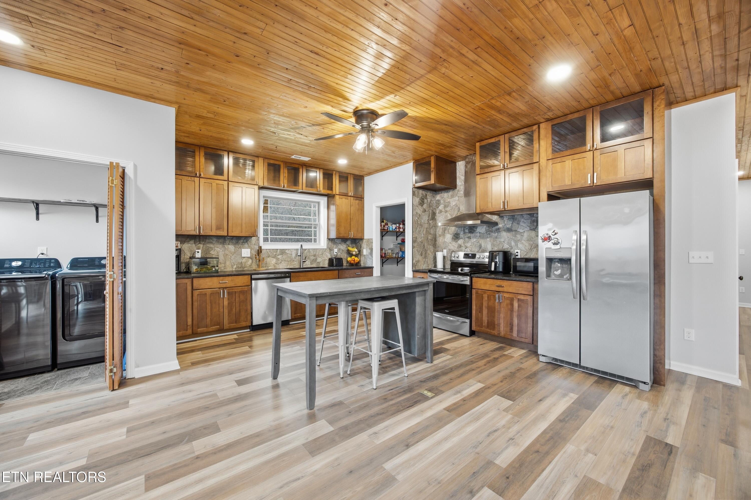 287 Cave Creek Road Loudon, TN 37774 - Photo 7 of 37 5G4A5609