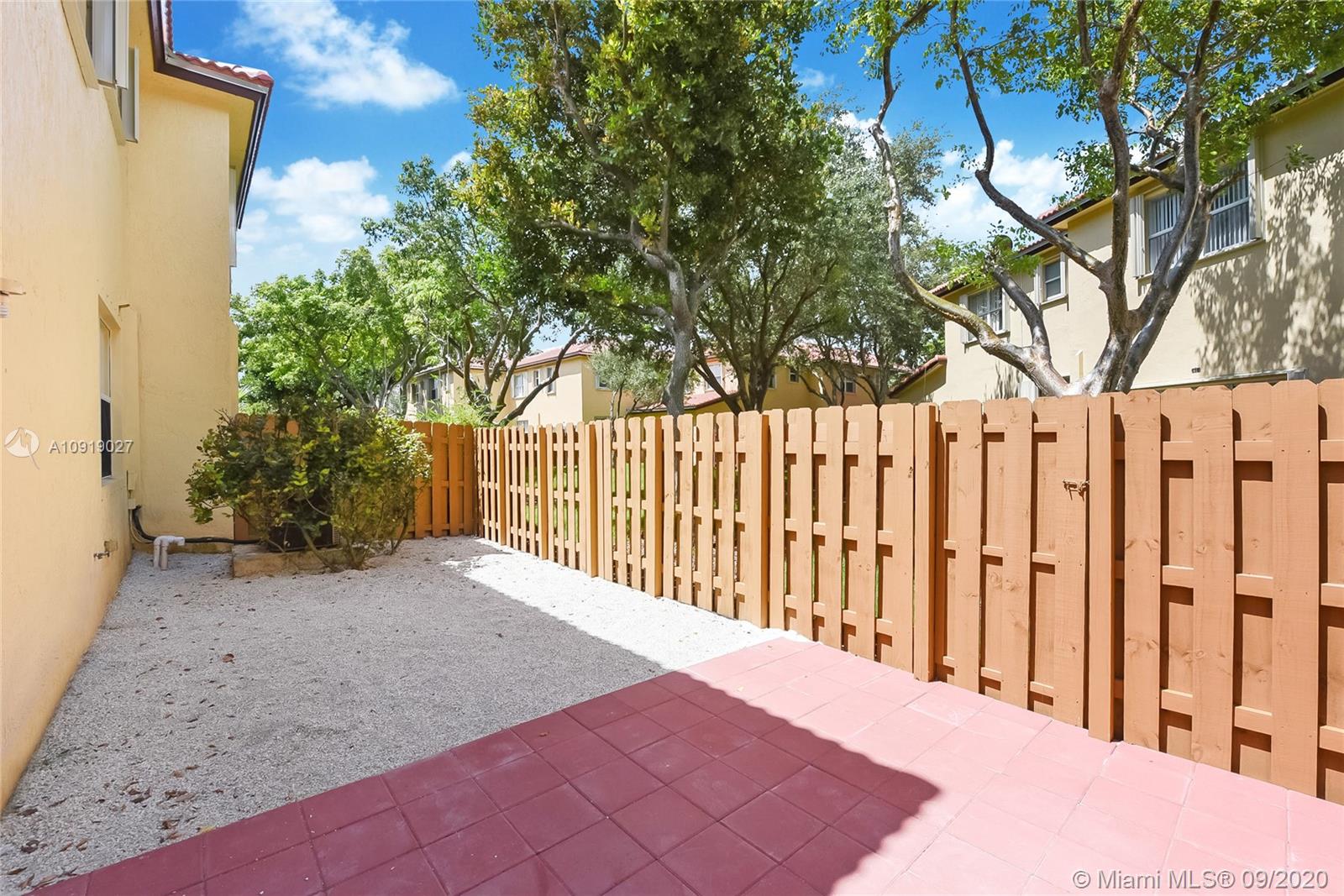 1490 Northeast 33rd Road, Unit 10718 Homestead, FL 33033 - Photo 22 of 38 Patio