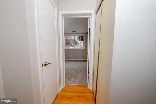 $375,000 | 5919 1st Landing Way, Unit 183, Burke, VA 22015