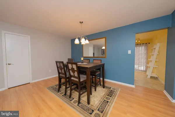 $375,000 | 5919 1st Landing Way, Unit 183, Burke, VA 22015