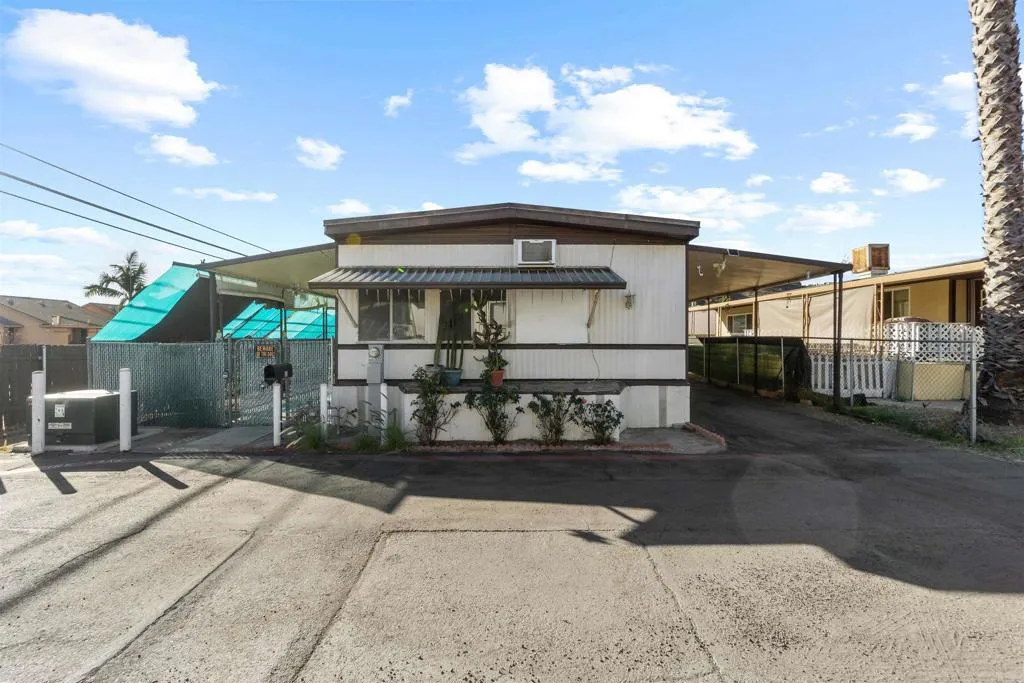 12044 Royal, Unit 93 El Cajon, CA 92021 - Photo 22 of 29