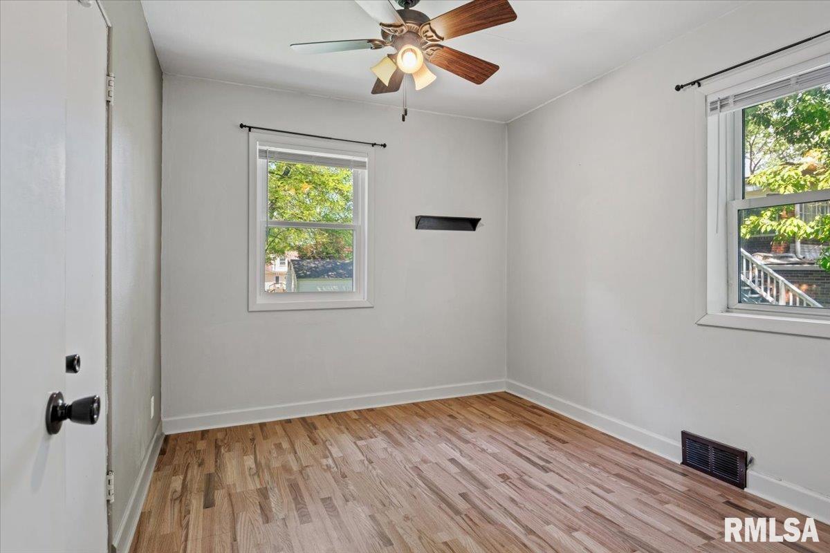 3211 South 3rd Street Springfield, IL 62703 - Photo 9 of 32