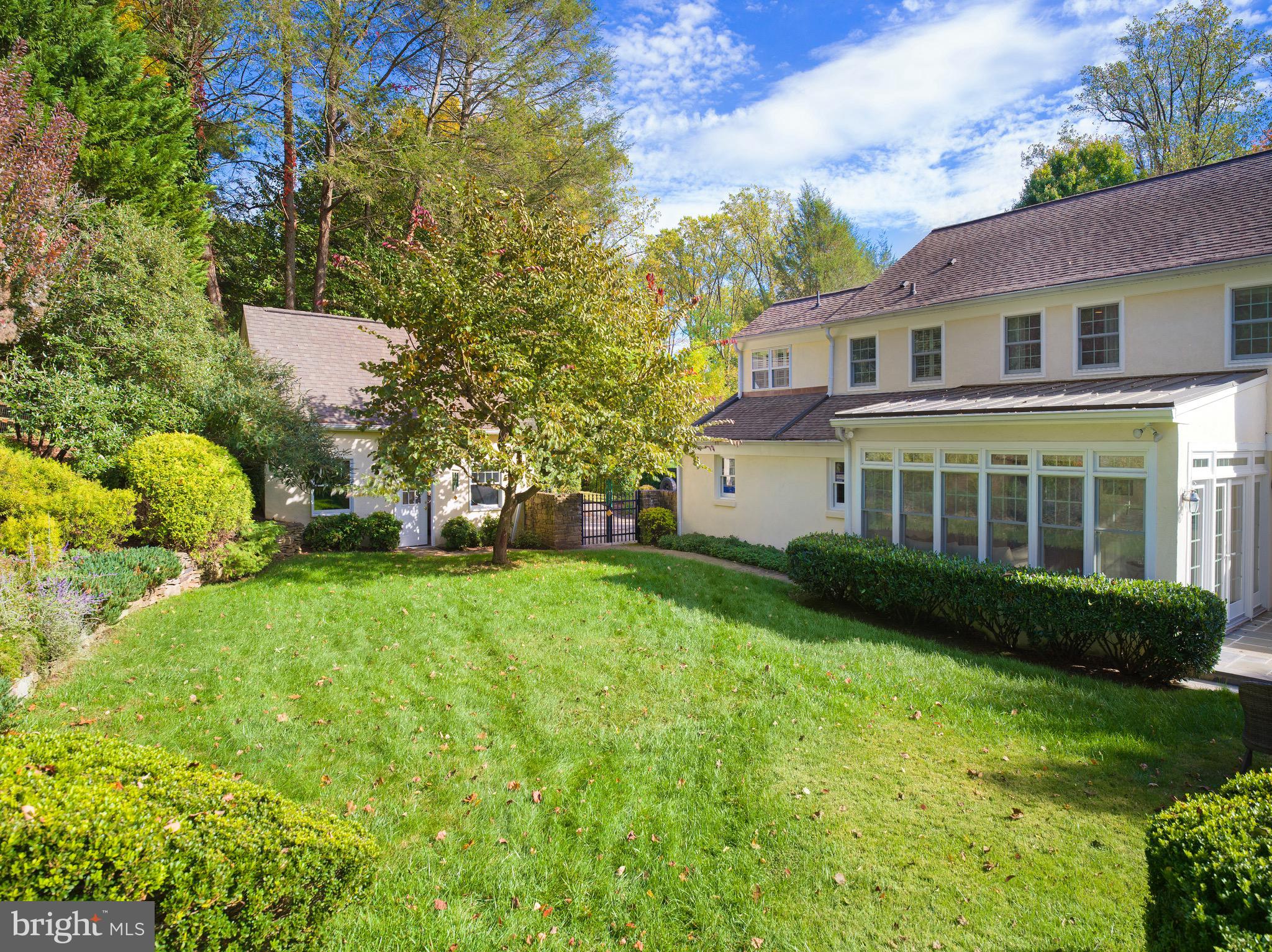 870 Goshen Road Newtown Square, PA 19073 - Photo 29 of 31 a view of a house with backyard and garden