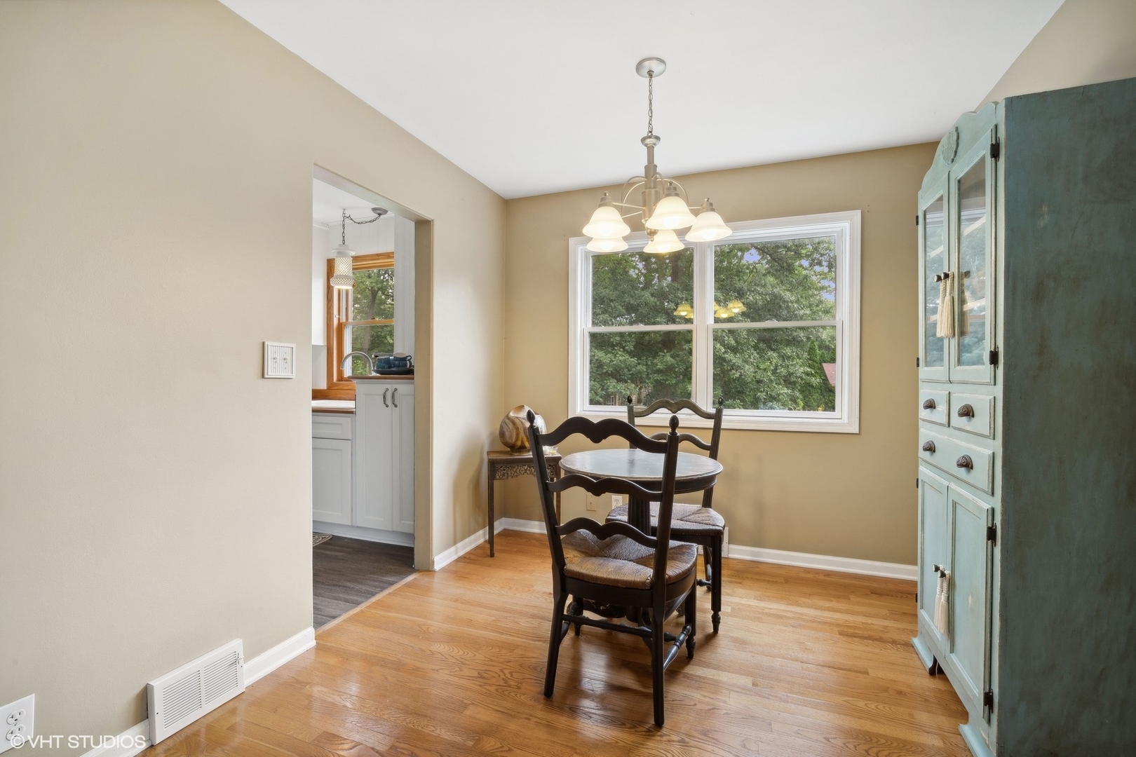 21334 West Pepper Road Lake Zurich, IL 60047 - Photo 2 of 15 Gallery Image 2